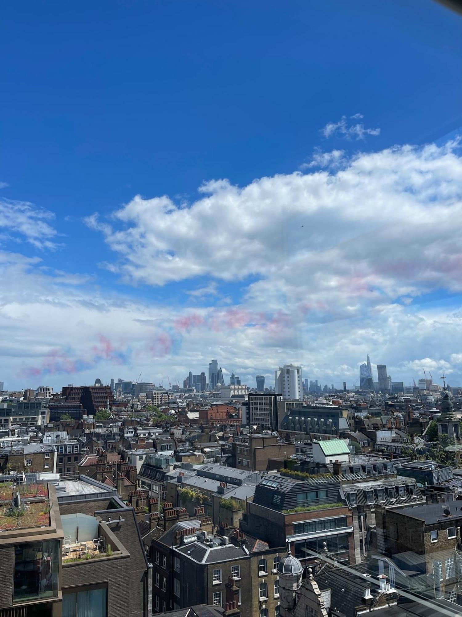 Appartement Bright 2-bedroom In Soho High-rise With Skyline Views Londres