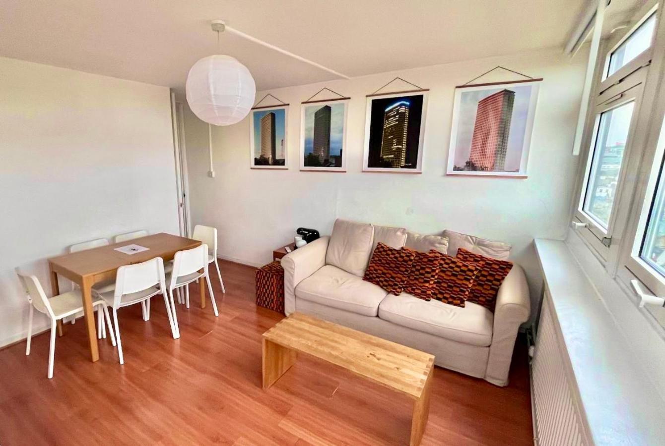 Appartement Bright 2-bedroom In Soho High-rise With Skyline Views Londres